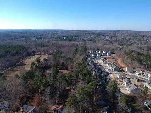 521 Walsenburg Dr, Durham, NC 27712 photo 6