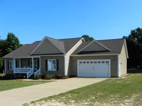 156 Beasley Estates Dr, Benson, NC 27504 photo 1