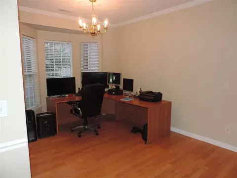 606 Burrell Rd, Durham, NC 27703 photo 7