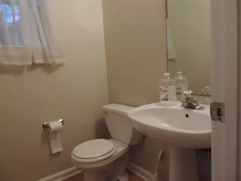 606 Burrell Rd, Durham, NC 27703 photo 15