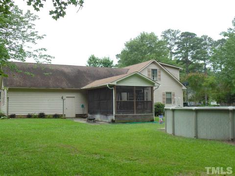 417 Bennett Dr, Selma, NC 27576 photo 3