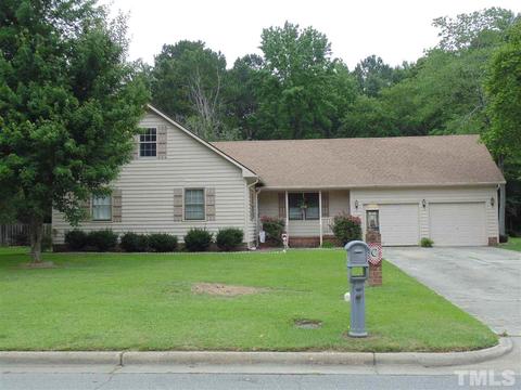 417 Bennett Dr, Selma, NC 27576 photo 1