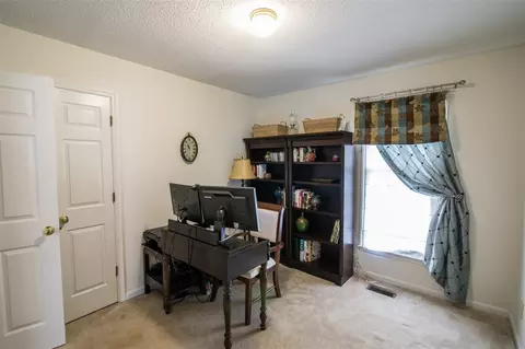 3910 Olde Coach Rd, Durham, NC 27707 photo 17
