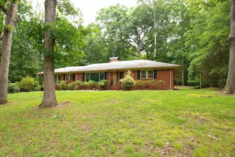 3840 Shoccoree Dr, Durham, NC 27705 photo 2