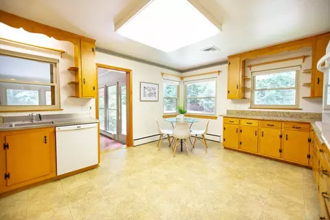 3840 Shoccoree Dr, Durham, NC 27705 photo 9