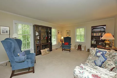 16 Barrington Pl, Durham, NC 27705 photo 3