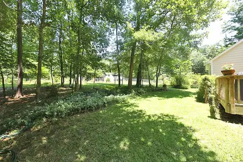 16 Barrington Pl, Durham, NC 27705 photo 18