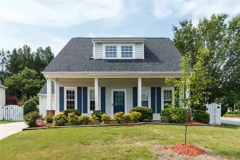4625 Dolwick Dr, Durham, NC 27713 photo 1