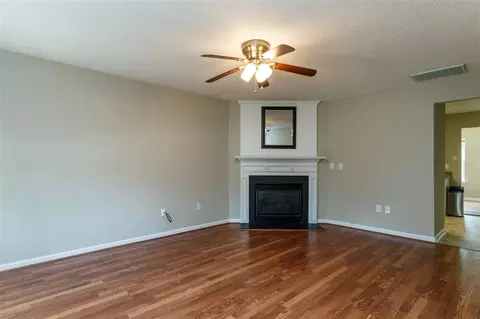4625 Dolwick Dr, Durham, NC 27713 photo 4