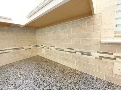 1139 Metropolitan Dr, Durham, NC 27713 photo 9