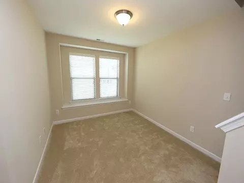 1139 Metropolitan Dr, Durham, NC 27713 photo 15