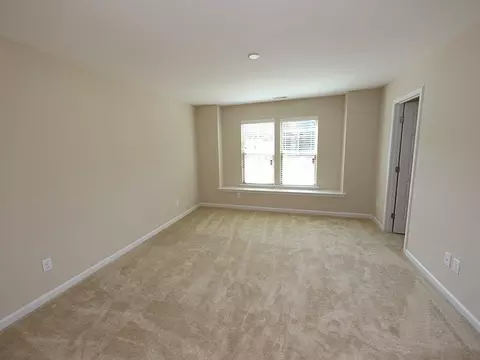 1139 Metropolitan Dr, Durham, NC 27713 photo 14