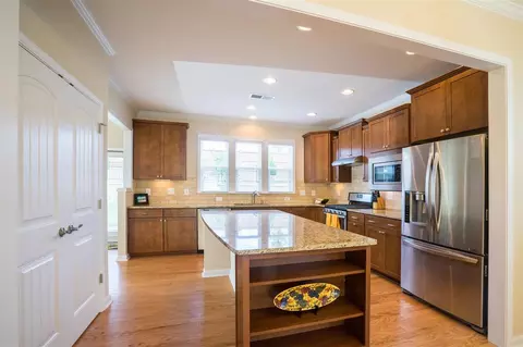 1206 E Rosedale Creek Dr, Durham, NC 27703 photo 5