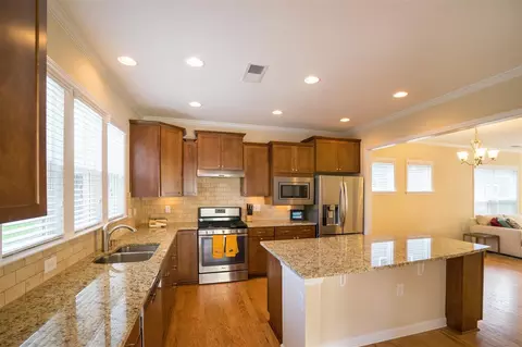 1206 E Rosedale Creek Dr, Durham, NC 27703 photo 4
