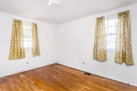 3432 Apache Dr, Raleigh, NC 27609 photo 12