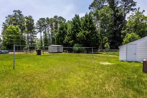 3432 Apache Dr, Raleigh, NC 27609 photo 16