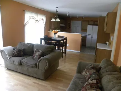 5805 Thistlerock Ln, Durham, NC 27703 photo 2