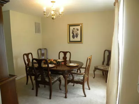 5805 Thistlerock Ln, Durham, NC 27703 photo 9