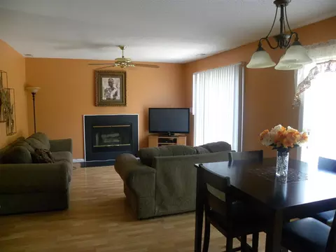 5805 Thistlerock Ln, Durham, NC 27703 photo 3