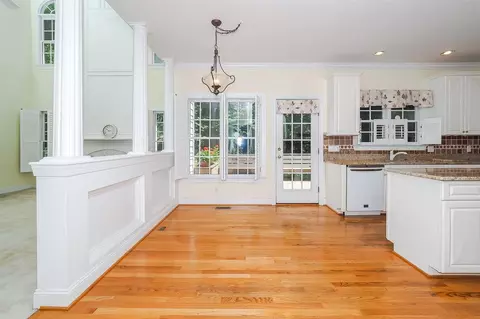 115 Wheatsbury Dr, Cary, NC 27513 photo 9