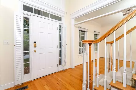 115 Wheatsbury Dr, Cary, NC 27513 photo 4