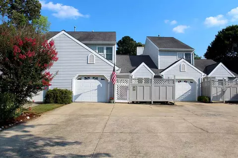 119 Breakers Pl, Cary, NC 27511 photo 2