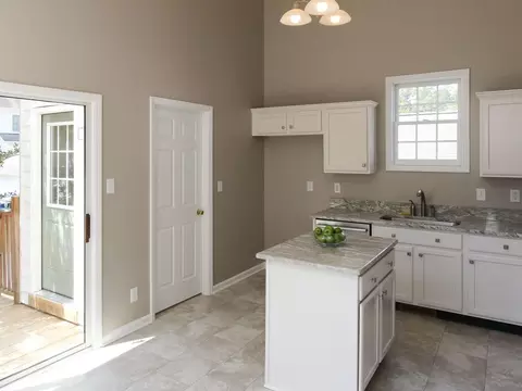 111 College Ave, Durham, NC 27713 photo 8