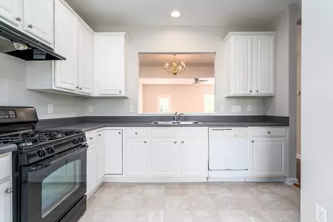 11 Suncrest Ct, Durham, NC 27703 photo 5