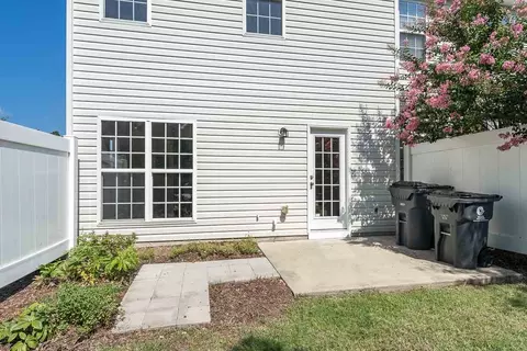 11 Suncrest Ct, Durham, NC 27703 photo 18