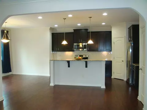 613 Poplar St, Durham, NC 27703 photo 7