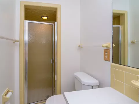 931 Clarion Dr, Durham, NC 27705 photo 9