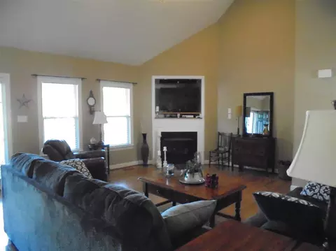 725 Olivia Way, Selma, NC 27576 photo 3