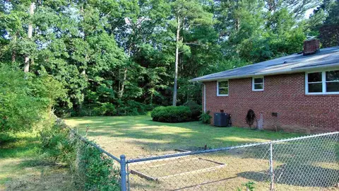1809 So Hi Dr, Durham, NC 27703 photo 5