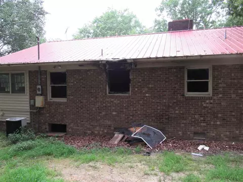 1187 N Moore Rd, Robbins, NC 27325 photo 3