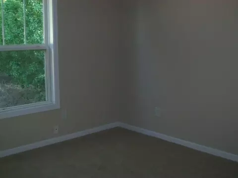 4301 Broomstraw Ct, Durham, NC 27704 photo 10