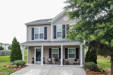 1005 Statler Dr, Durham, NC 27703 photo 3