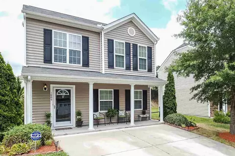 1005 Statler Dr, Durham, NC 27703 photo 2