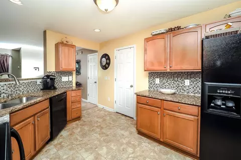1005 Statler Dr, Durham, NC 27703 photo 13