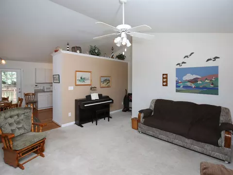 1014 Shady Ln, Durham, NC 27712 photo 5