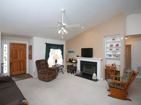 1014 Shady Ln, Durham, NC 27712 photo 7