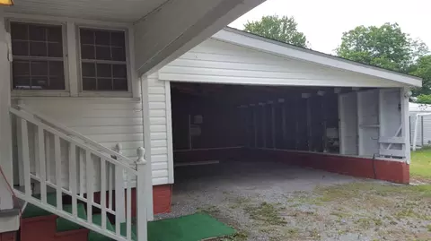 304 E H St, Erwin, NC 28339 photo 5