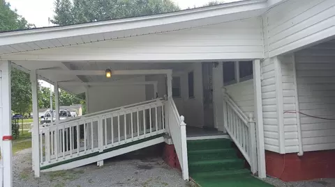 304 E H St, Erwin, NC 28339 photo 6