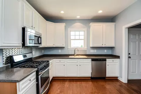 75 Marsh Creek Dr, Garner, NC 27529 photo 2