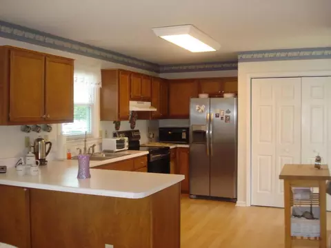 17 Wallace St, Angier, NC 27501 photo 4