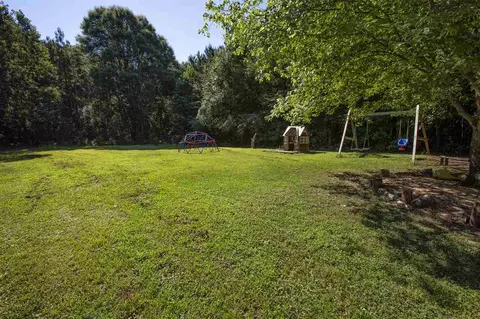811 Lynn Rd, Durham, NC 27703 photo 3