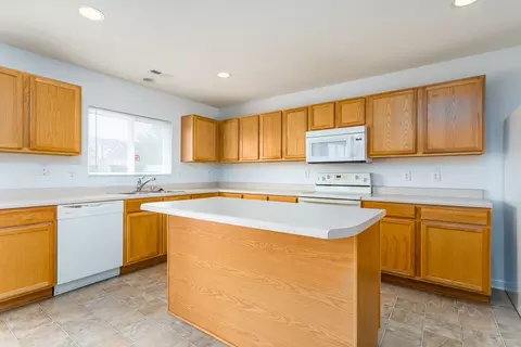 612 Pebblestone Dr, Durham, NC 27703 photo 9