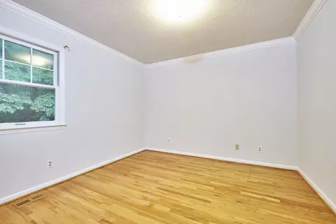 8 Cauldwell Ln, Durham, NC 27705 photo 14
