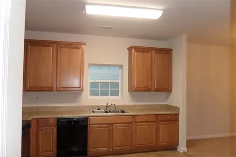 5019 Miller Dr, Durham, NC 27704 photo 6