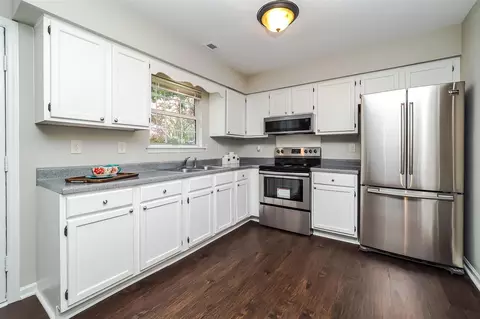 518 Melbourne St, Durham, NC 27703 photo 11