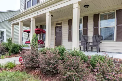1903 Hemlock Hill Dr, Durham, NC 27703 photo 2